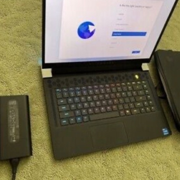 Alienware X15 R2 3080Ti - Picture 7 of 11